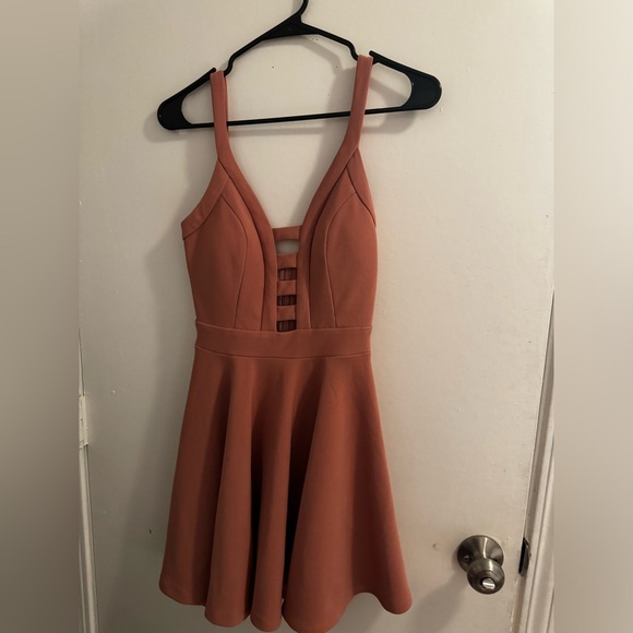 Small - Picture 3 of 3